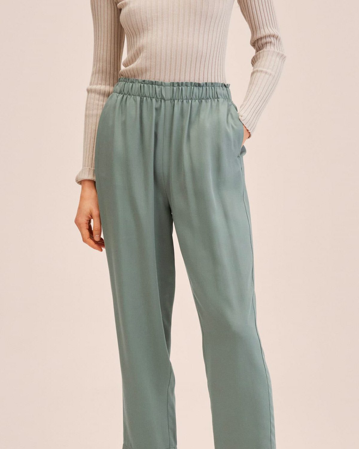 Elastic-waist-crop-trousers1.jpg