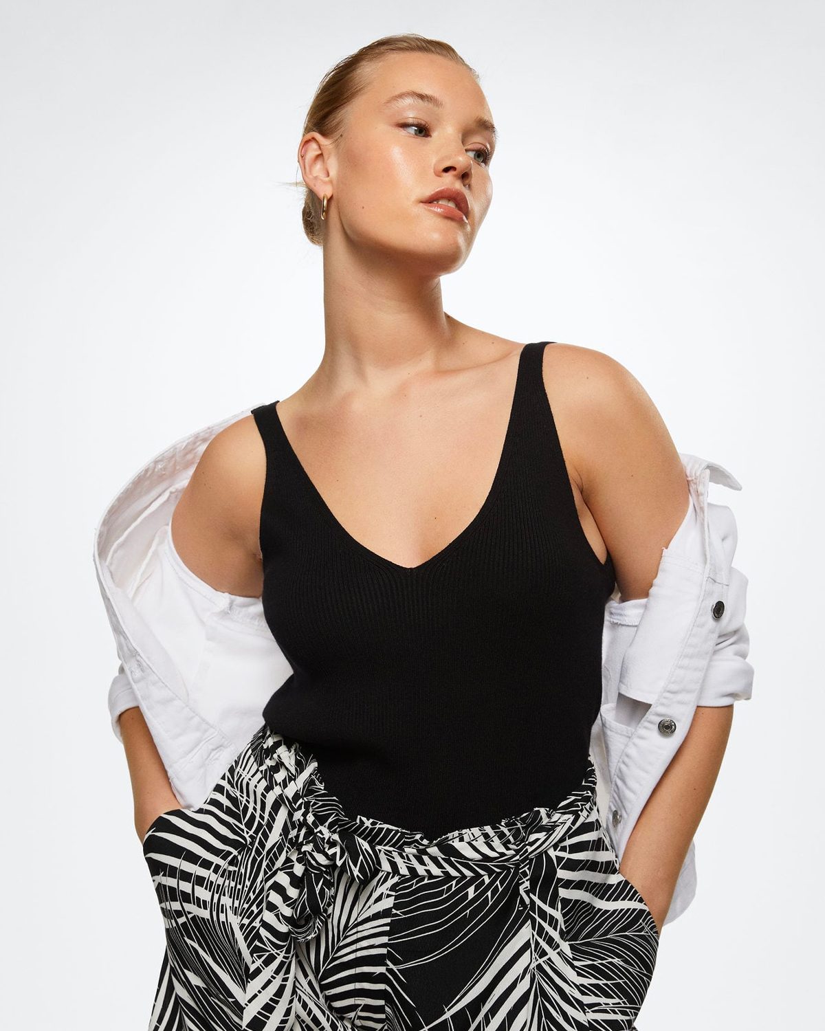 Printed-belt-shorts1.jpg